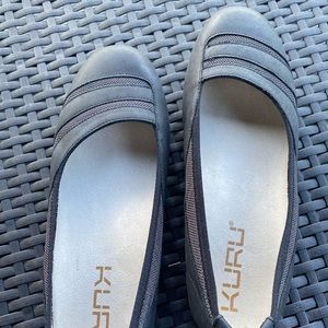 Kuru slip on shoes
